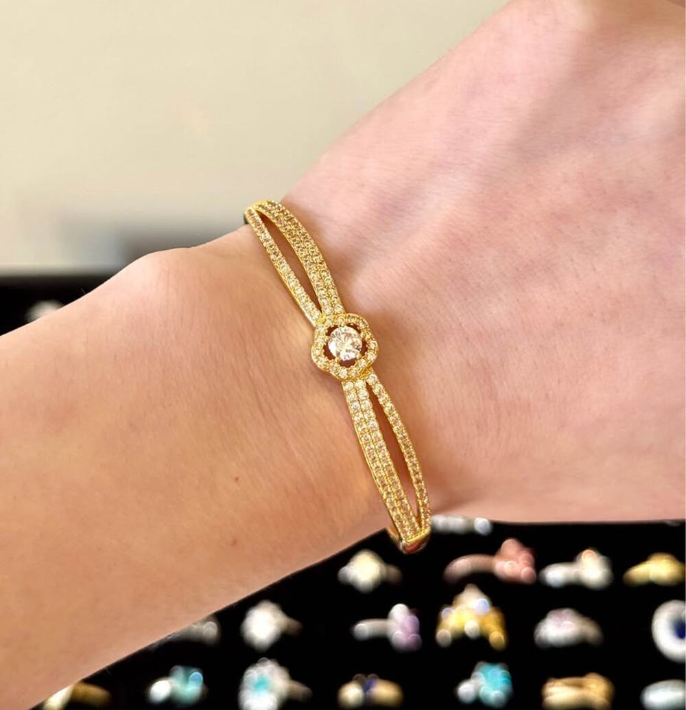 18k Gold Plated CZ Closed Bangle